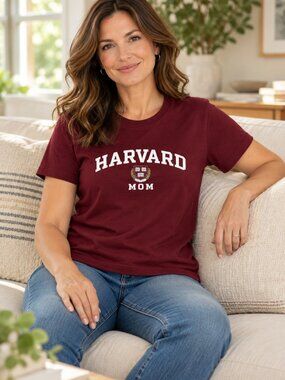 Champion Harvard Mom Logo T-Shirt Graphic Tee Burgundy Small